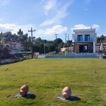 Azul - Pool, Garden, Bbq